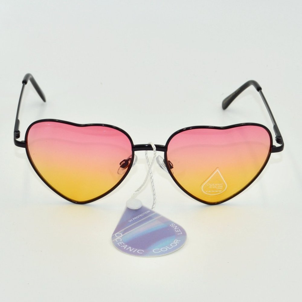 Women's Oceanic Color Lens Heart Shaped Sunglasses
